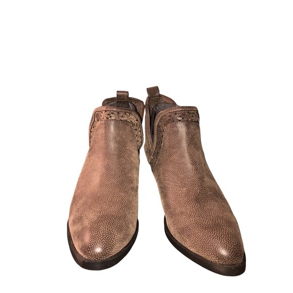 C EST. 1946 Women's Brown Ankle Booties  Size 7-NWOT - Picture 2 of 12